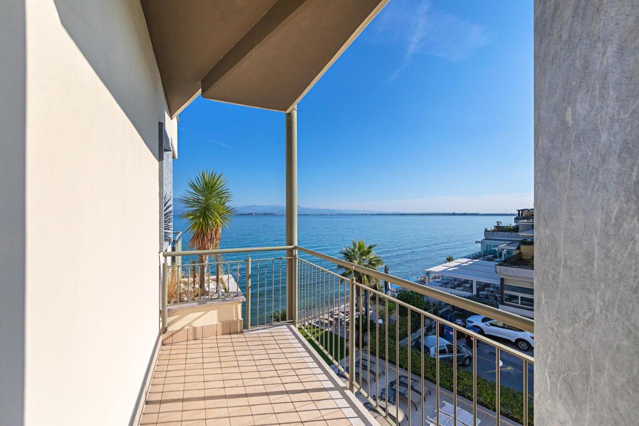 Residenza Miralago By Wonderful Italy Дезенцано-дель-Гарда Экстерьер фото